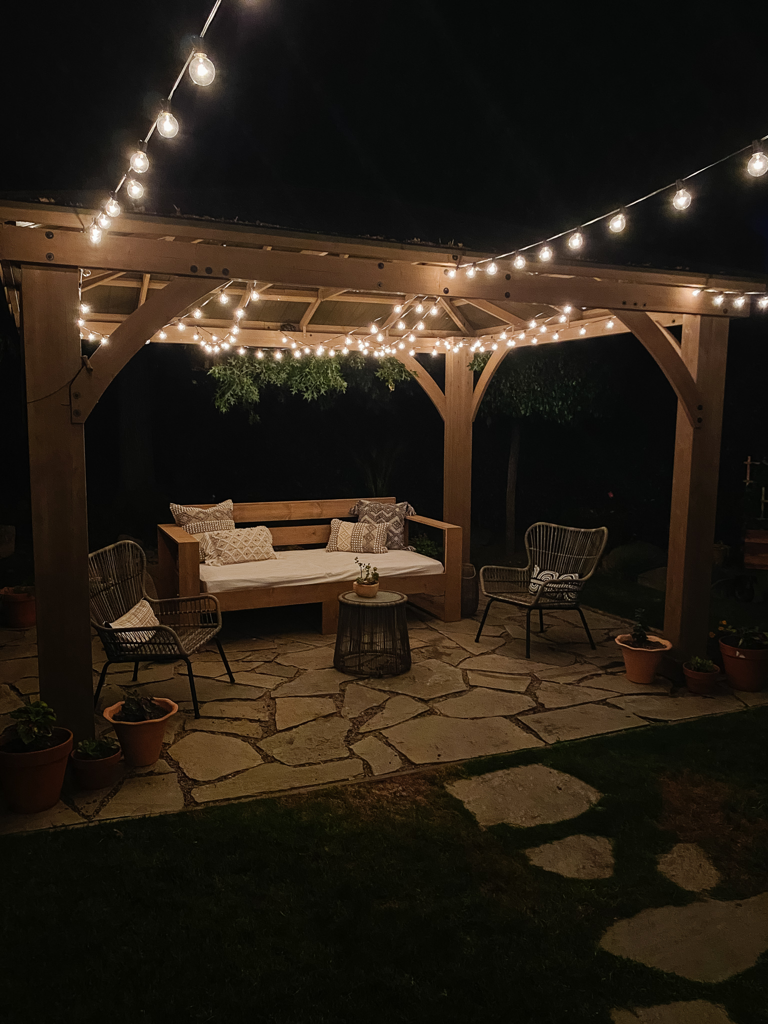 A QUICK GUIDE TO PATIO STRING LIGHTS – This Rustic Soul