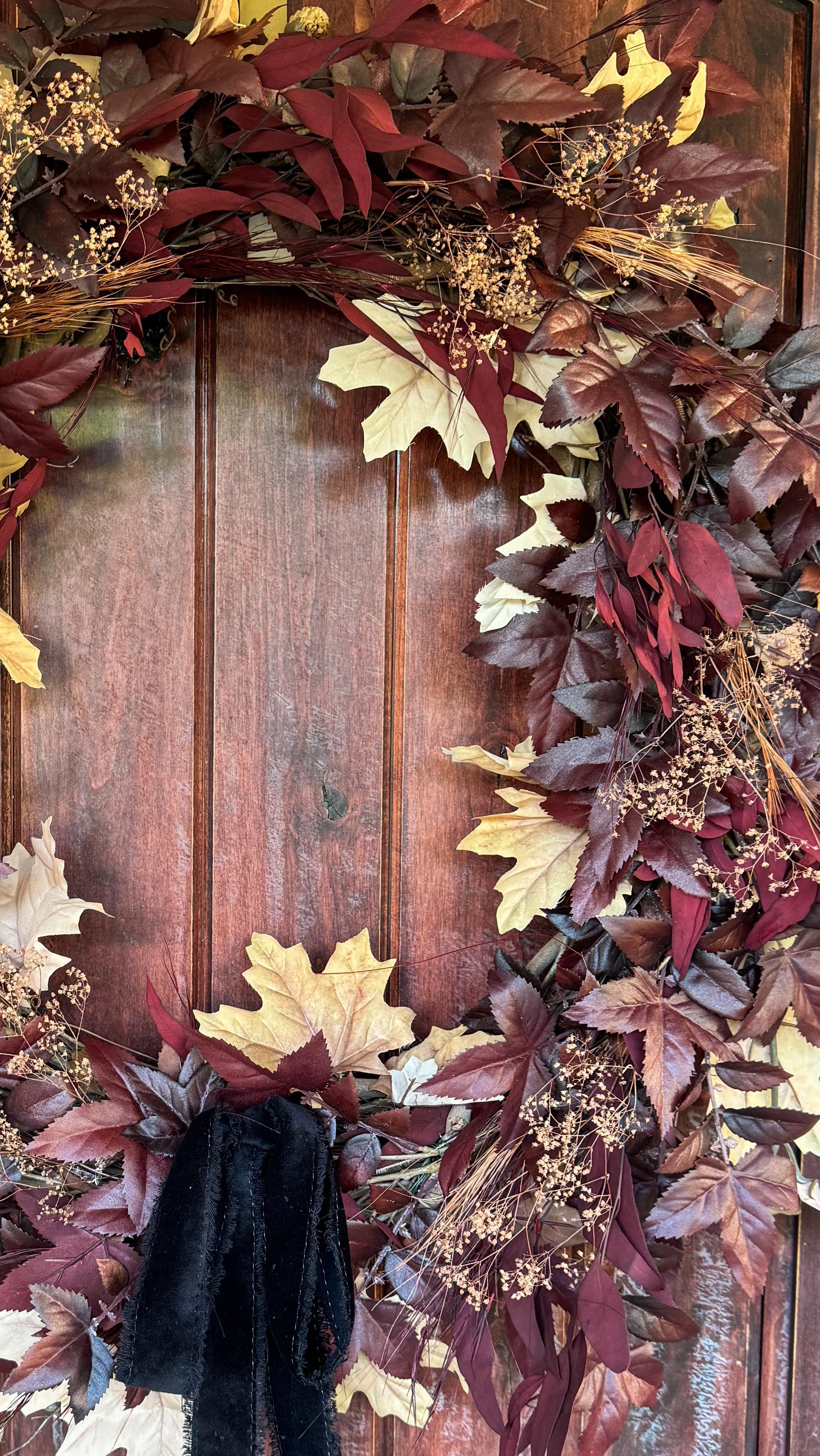 🍂 DIY Fall Wreath 🍂

All supplies are linked in my profile or comment WREATH below for a link sent straight to your DMs!

https://liketk.it/4UoKs